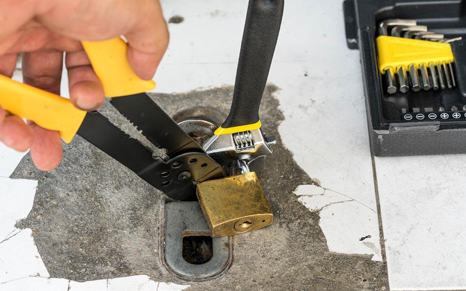 changer serrure porte blindée hlm Nandy